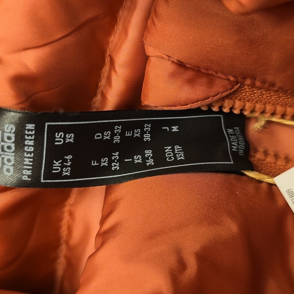 ADIDAS BRAND SIGNATURE WOMEN'S "WONDER RED" PUFFER DOWN VEST SIZE XS - Picture 10 of 16